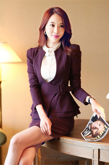 女性秋冬長(zhǎng)袖西裝定做