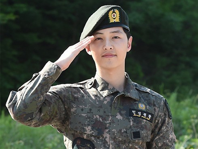 宋仲基軍服制服